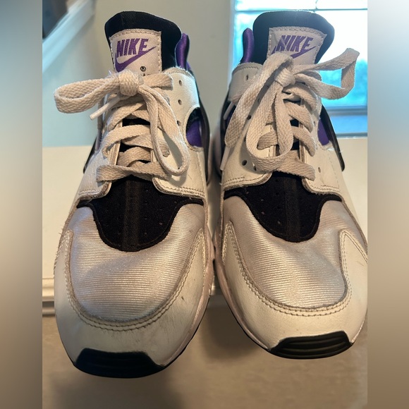 Nike Air Huarache - white, hyper grape, black - Picture 5 of 6